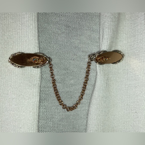 VINTAGE SWEATER-GUARD IN ORIGINAL BOX - UNSIGNED - Picture 3 of 14